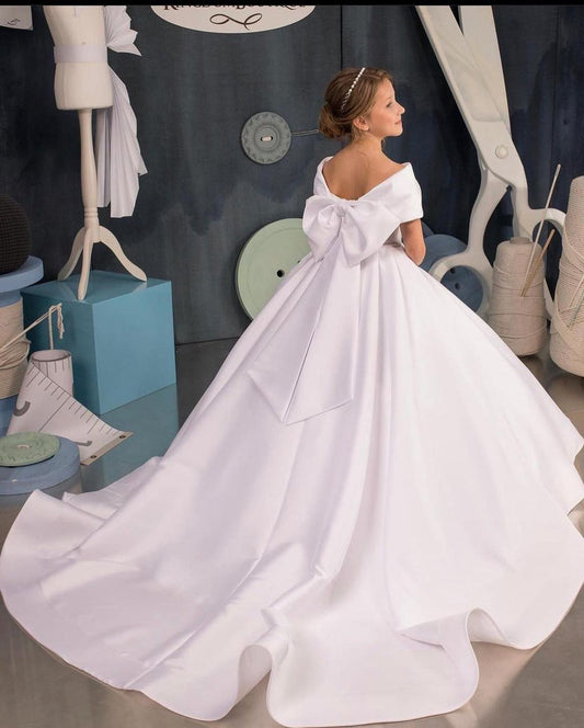 Beautiful Party Dress With High Low Trail